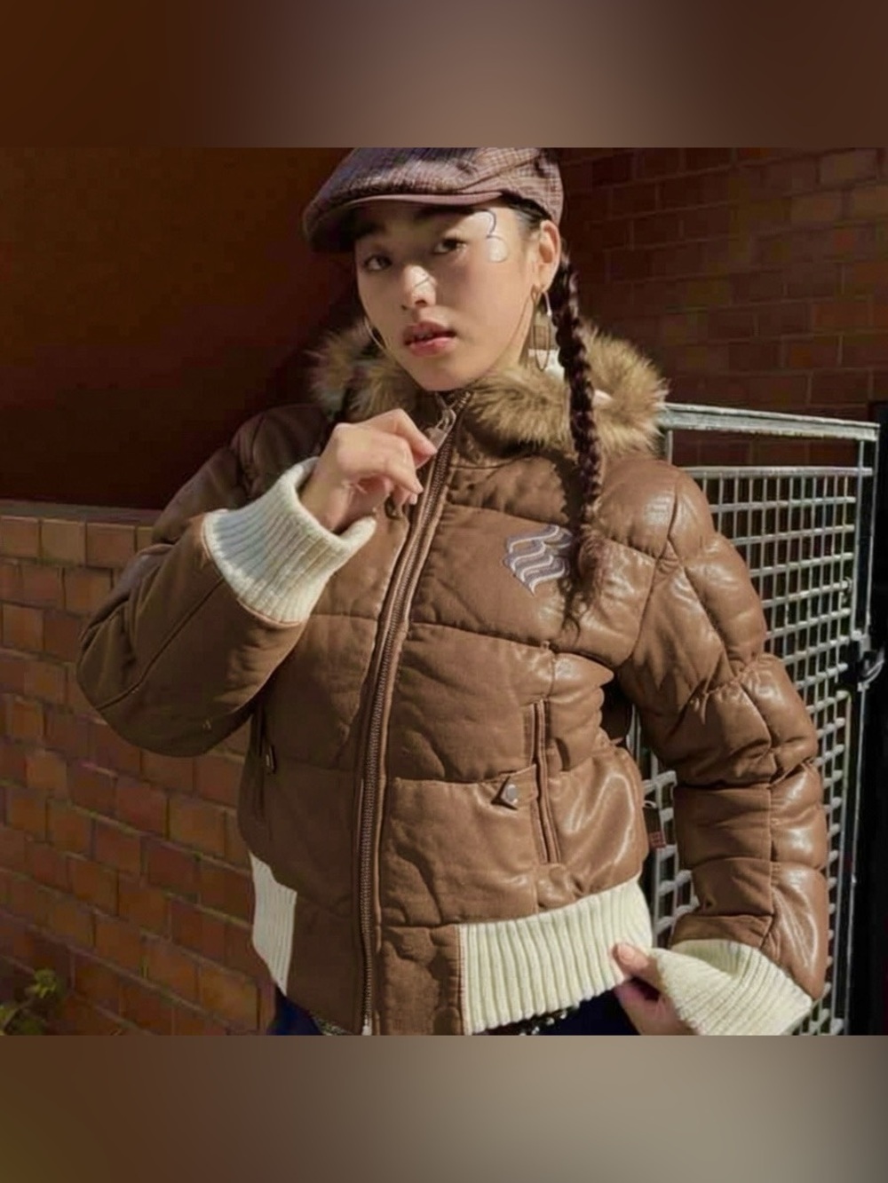Vintage Y2K Rocawear Genuine Leather Fur Puffer Jacket Brown L
Genuine leather
